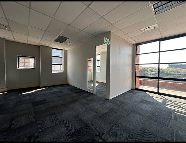960M² OFFICE TO LET IN HIGHVELD TECHNOPARK
